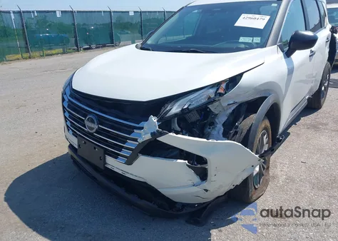 2024 Nissan Rogue S Intelligent Awd z USA, uszkodzony, nr VIN 5N1BT3AB2RC724393